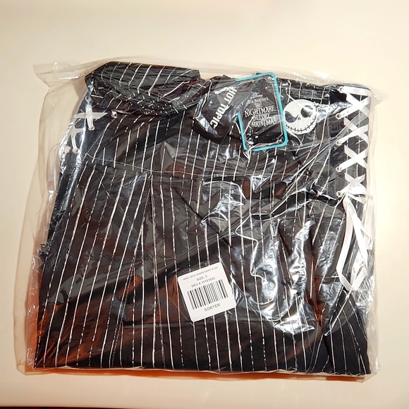 ❤️NWT VINTAGE HOT TOPIC NIGHTMARE BEFORE CHRISTMAS SKIRT - JACK SKELLINGTON - Picture 4 of 9